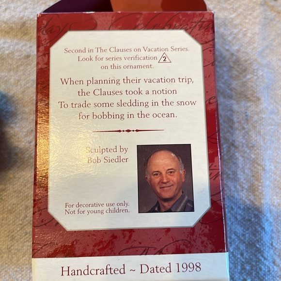 The Clauses on Vacation -1998. Collectors Series.Keepsake Ornament - Picture 5 of 6
